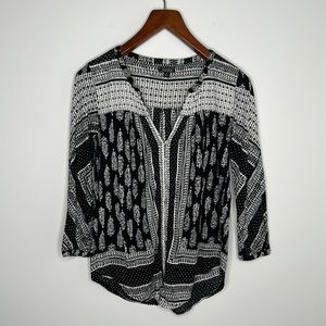 Lucky Brand Size S V-neck Button Down 3/4 Sleeve Top Women’s Black